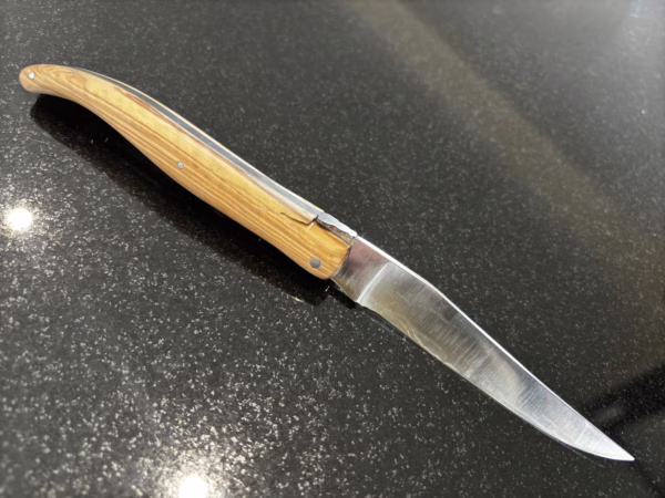 couteau_laguiole_outil_12CM_plein_manche_graver_olivier_inox